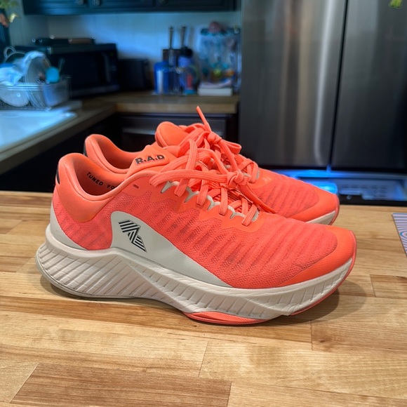 R.A.D R-1 Runners - Picture 2 of 4